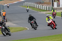 Vintage-motorcycle-club;eventdigitalimages;mallory-park;mallory-park-trackday-photographs;no-limits-trackdays;peter-wileman-photography;trackday-digital-images;trackday-photos;vmcc-festival-1000-bikes-photographs